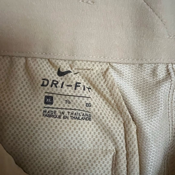 Boys Nike Dri-Fit Shorts - Picture 5 of 6